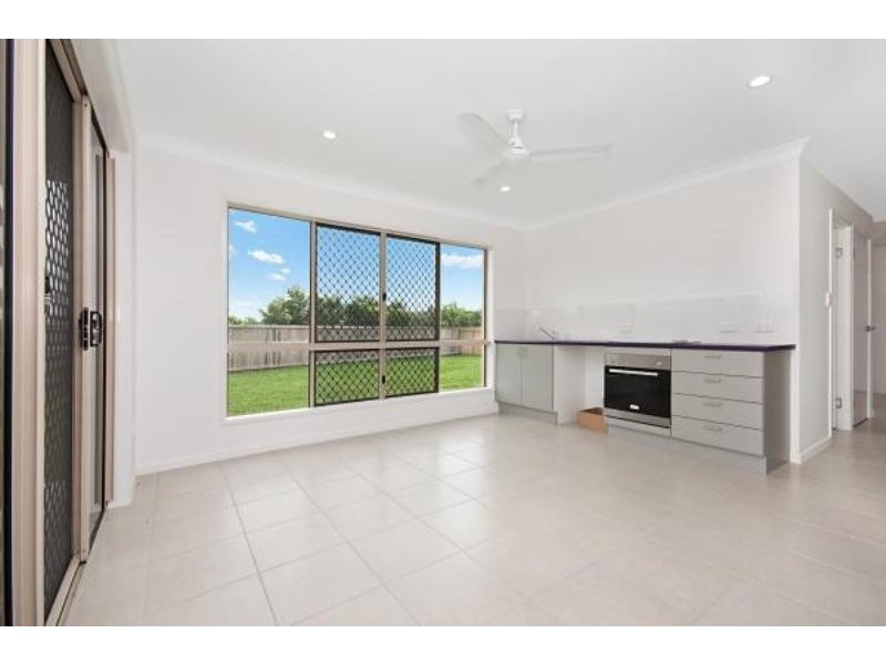 7 Carholm Court, Kirwan QLD 4817