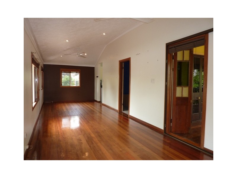 27 Cali Ct, Mount Low QLD 4818