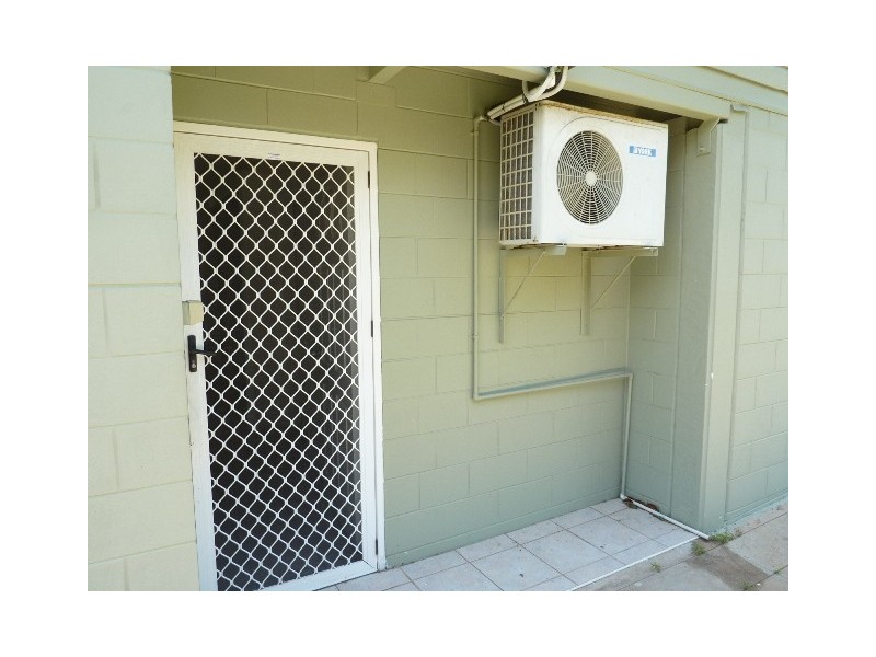 West End QLD 4810