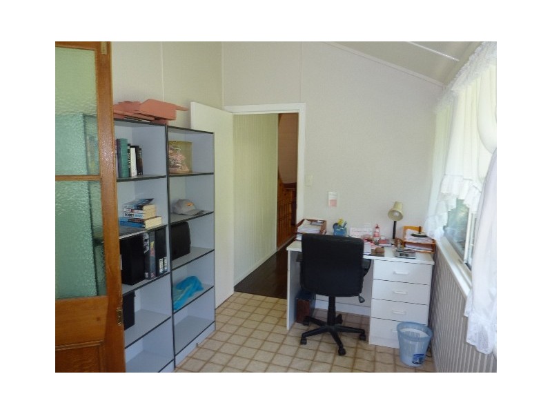West End QLD 4810