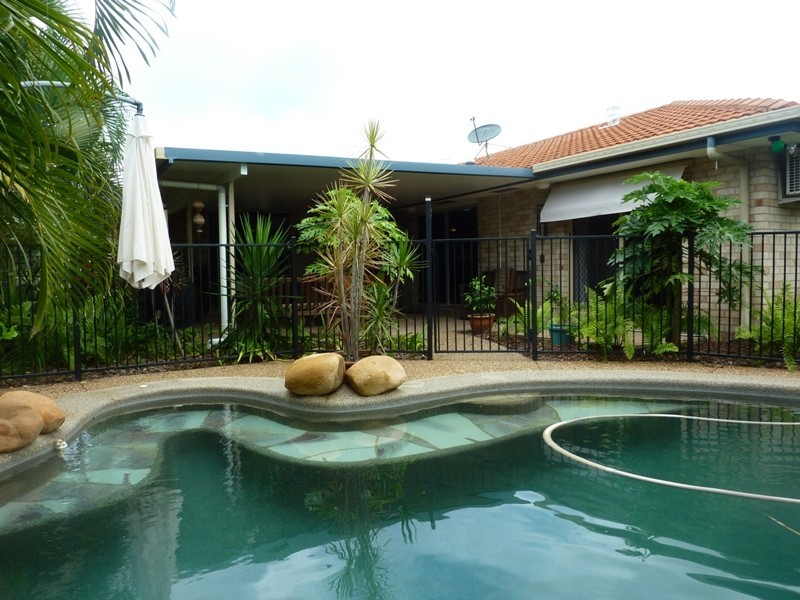 49 Wallace Cct, Kirwan QLD 4817