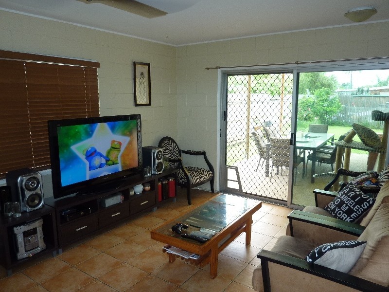 30 Farrell Street, Kirwan QLD 4817