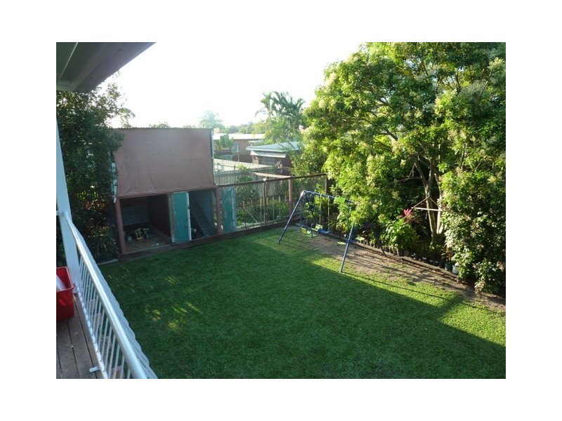 9 Bainbridge Street, Heatley QLD 4814