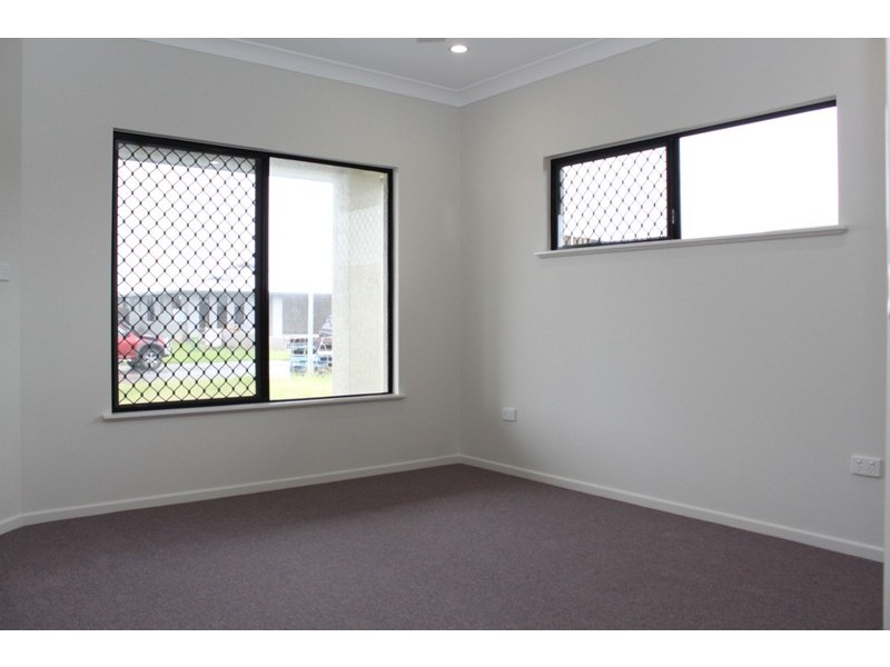 Kelso QLD 4815
