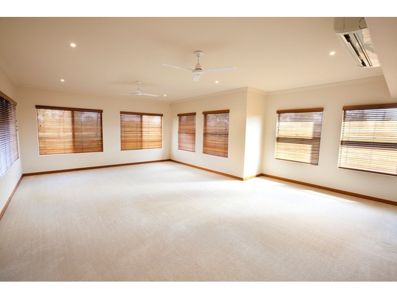 11 St Davids Close, Kirwan QLD 4817