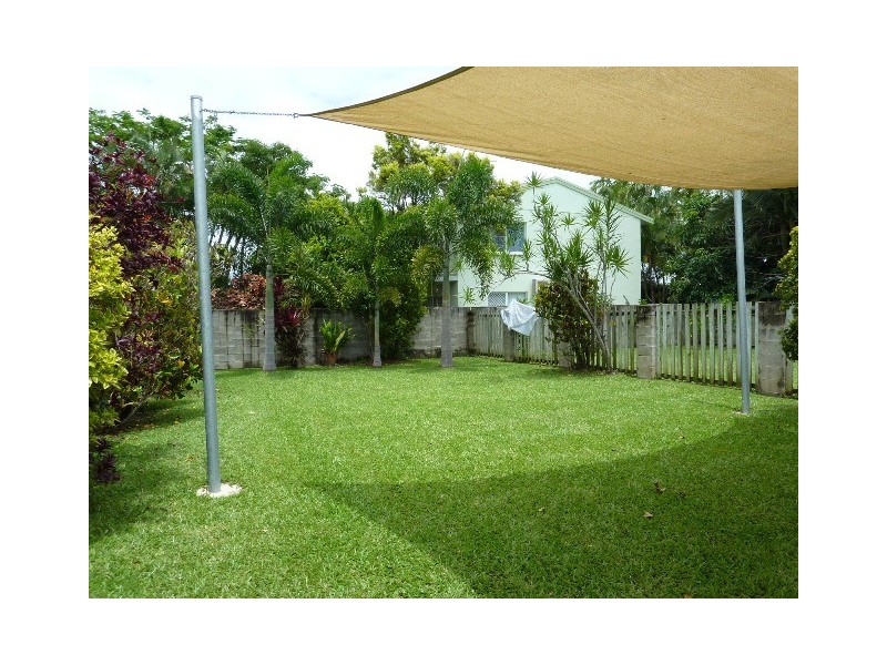 2/116 Thirteenth, Railway Estate QLD 4810