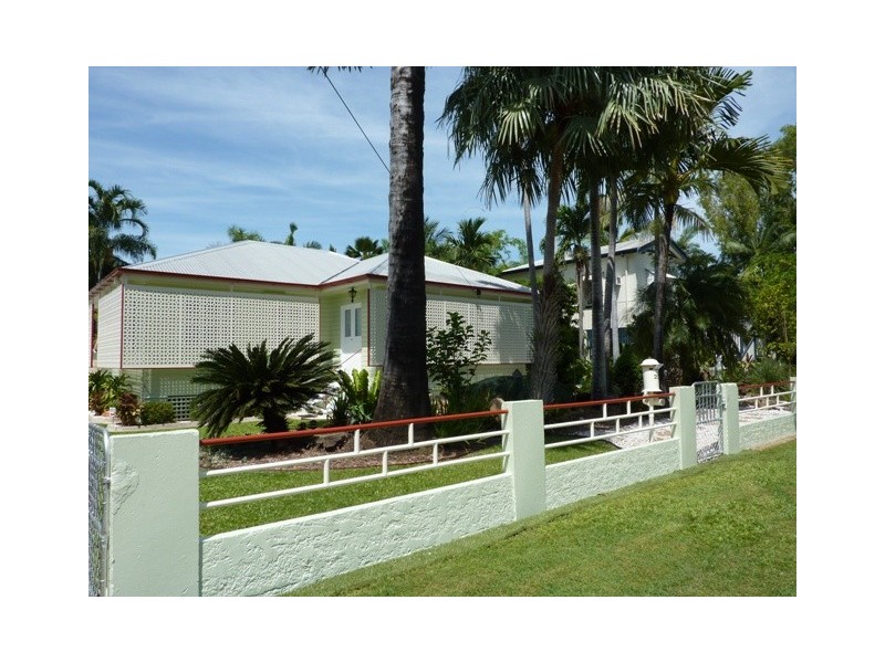 29 Ahearne Street, Hermit Park QLD 4812