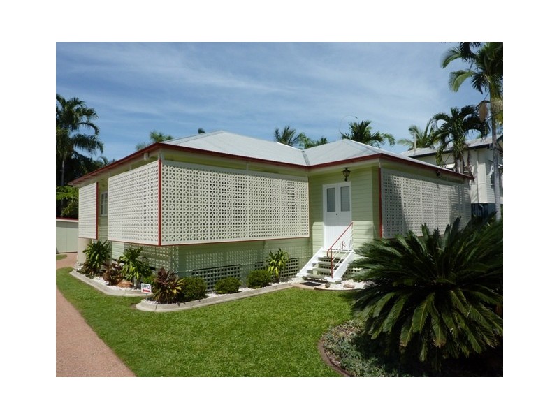 29 Ahearne Street, Hermit Park QLD 4812