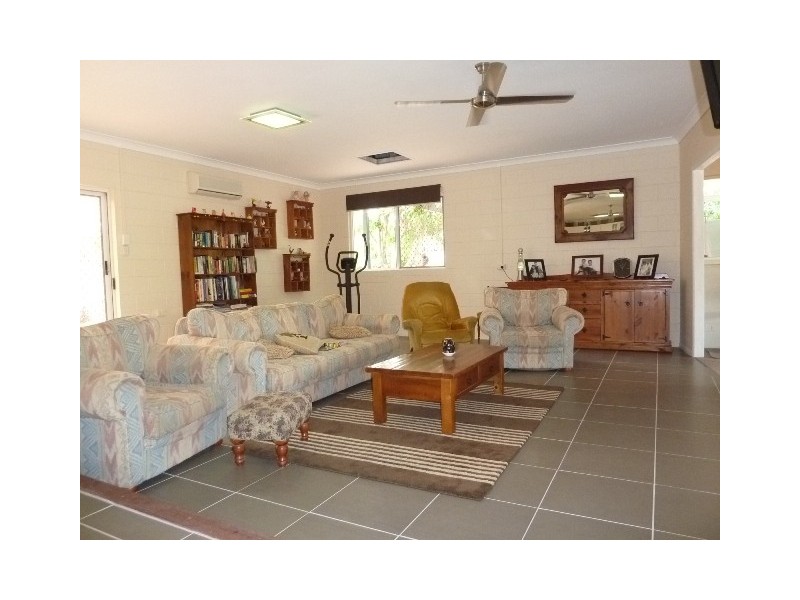 22 Elberry Cres, Kelso QLD 4815