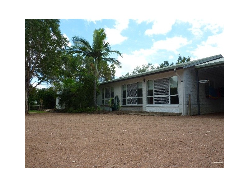 22 Elberry Cres, Kelso QLD 4815