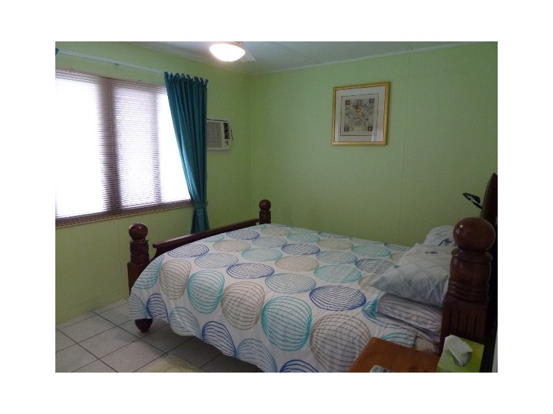 5 Hicks Street, Kirwan QLD 4817