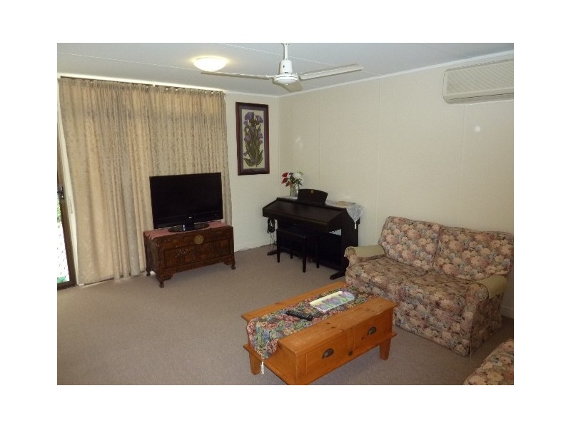 5 Hicks Street, Kirwan QLD 4817