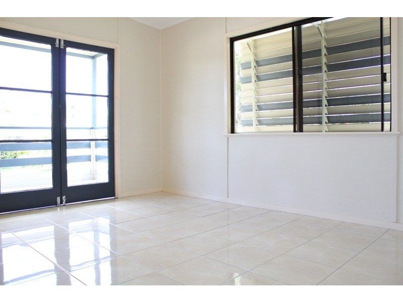 48 Dalpura Av, Cranbrook QLD 4814