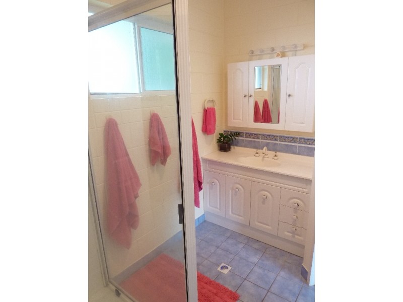 4 Ritz Court, Townsville QLD 4810