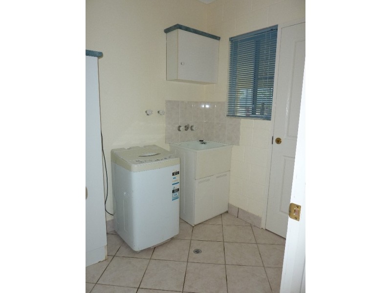 4 Ritz Court, Townsville QLD 4810