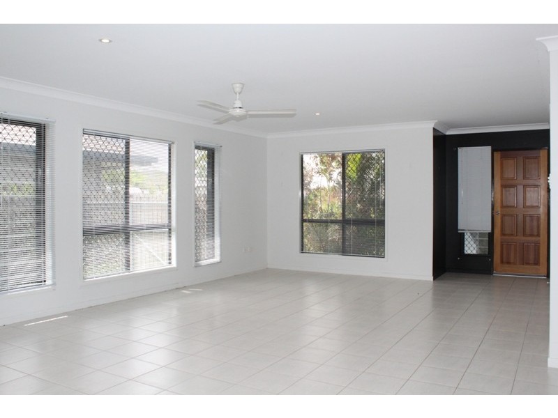 8  Hawkhurst Place, Kirwan QLD 4817