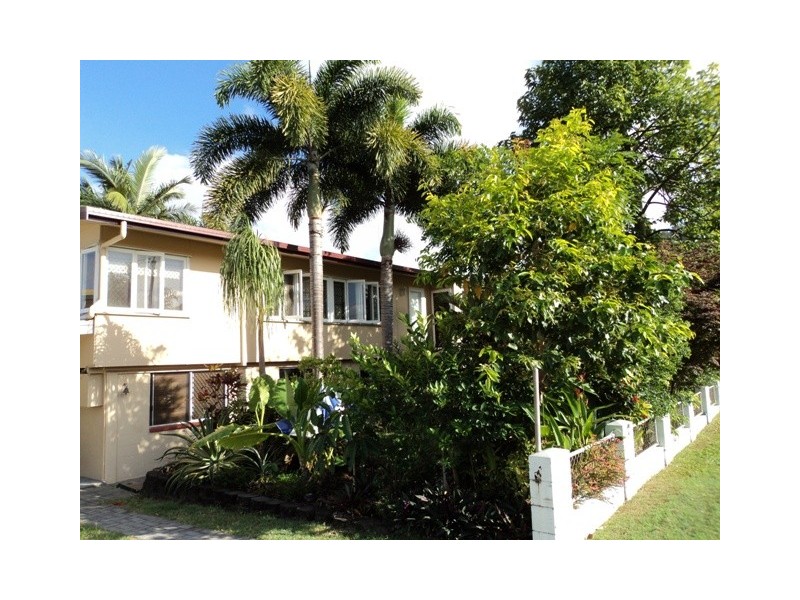 West End QLD 4810