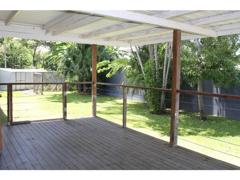 12 Lindeman Avenue, Cranbrook QLD 4814