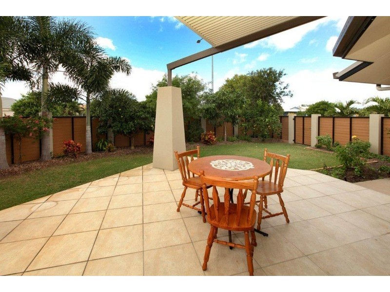 95 River Boulevard, Idalia QLD 4811