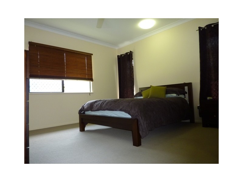 12 San Antonio Court, Mount Louisa QLD 4814