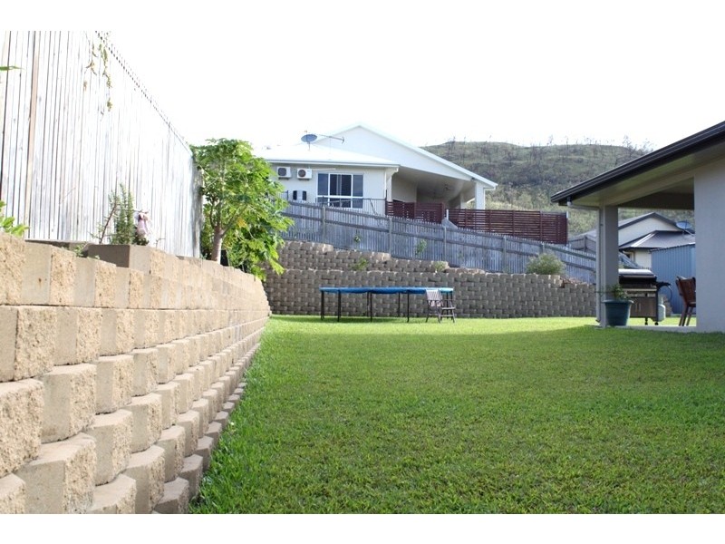 12 San Antonio Court, Mount Louisa QLD 4814