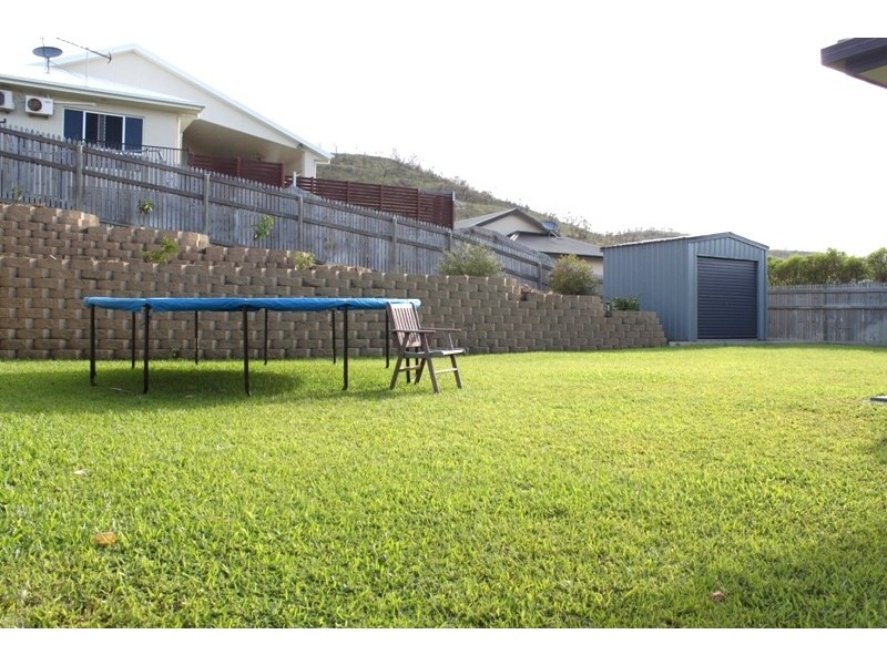 12 San Antonio Court, Mount Louisa QLD 4814