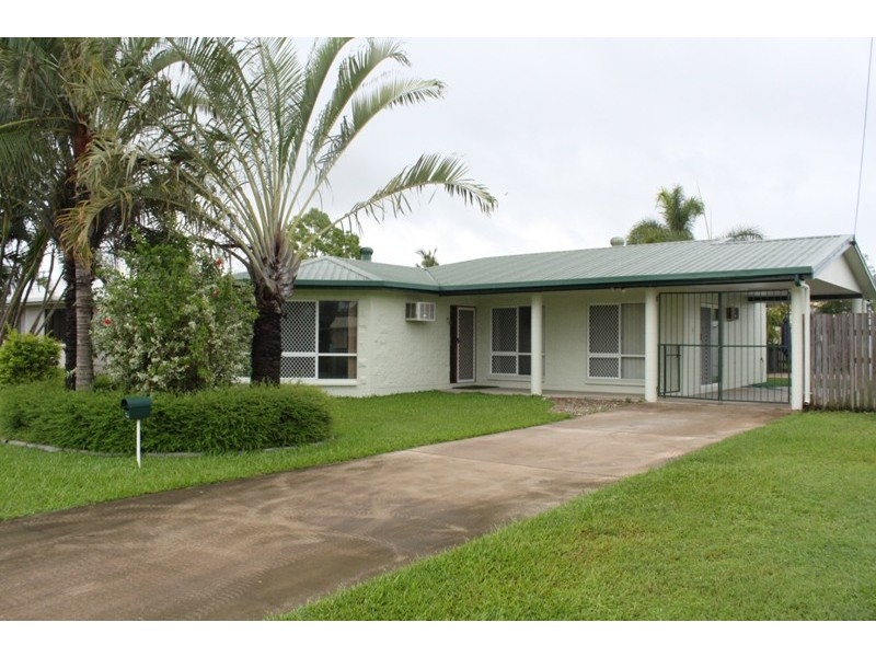 25 Feeney Av, Rasmussen QLD 4815