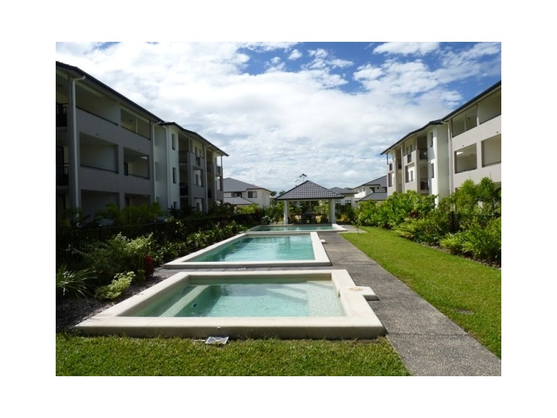 6 Henry Street, West End QLD 4810