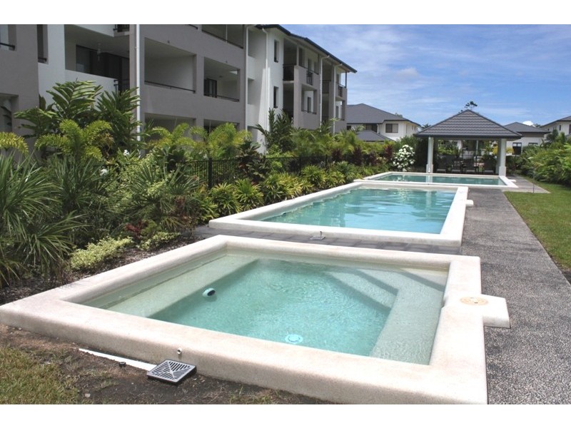 6 Henry Street, West End QLD 4810