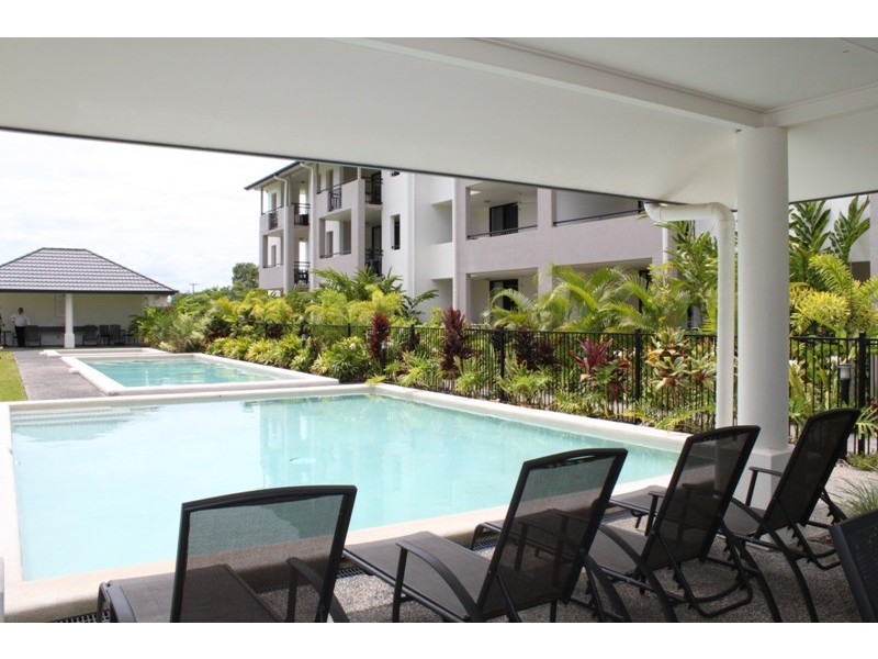 6 Henry Street, West End QLD 4810