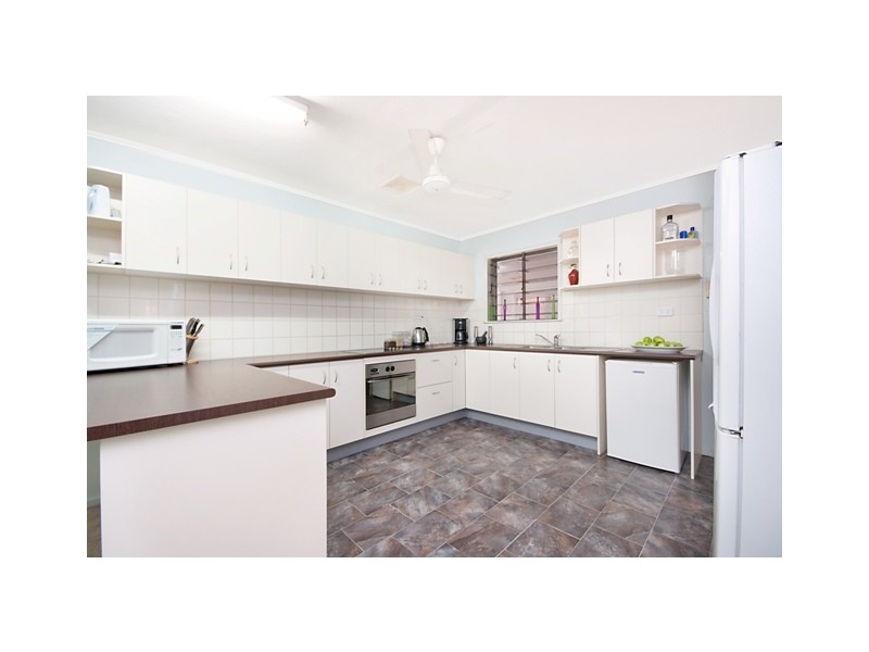 85 Albert Street, Cranbrook QLD 4814