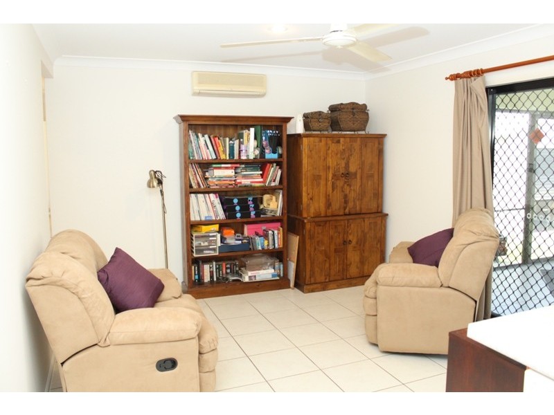 26  Fuji Ct, Mount Louisa QLD 4814