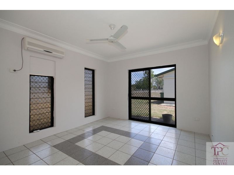 29  Texas Rd, Jensen QLD 4818