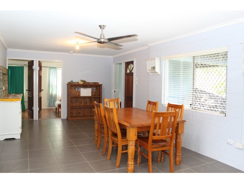 12 Chantilly Court, Rasmussen QLD 4815