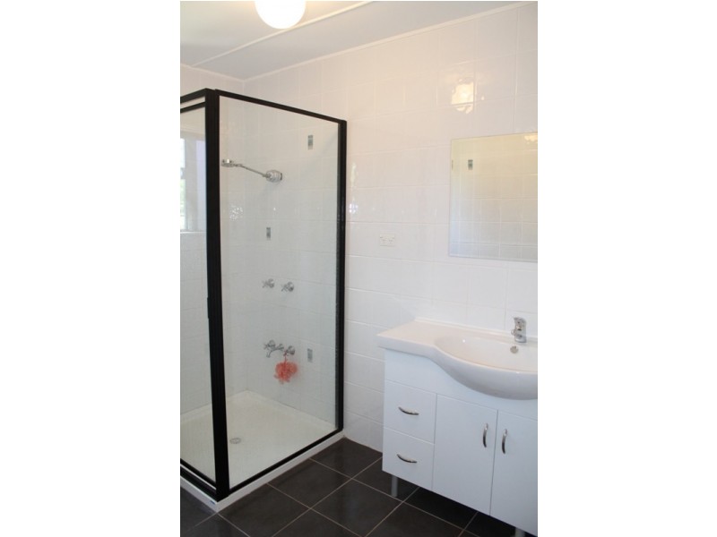 48 Dalpura Av, Cranbrook QLD 4814