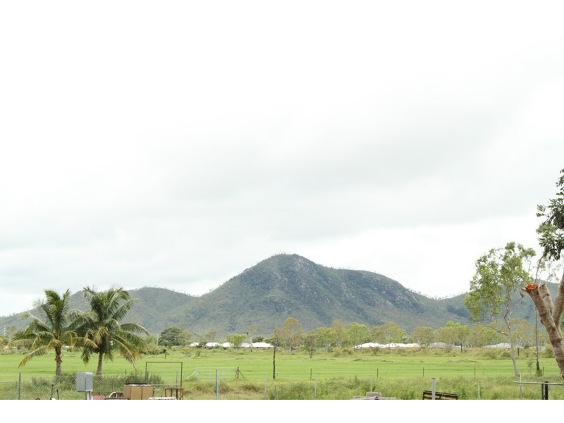 62 Melrose Cres, Kelso QLD 4815