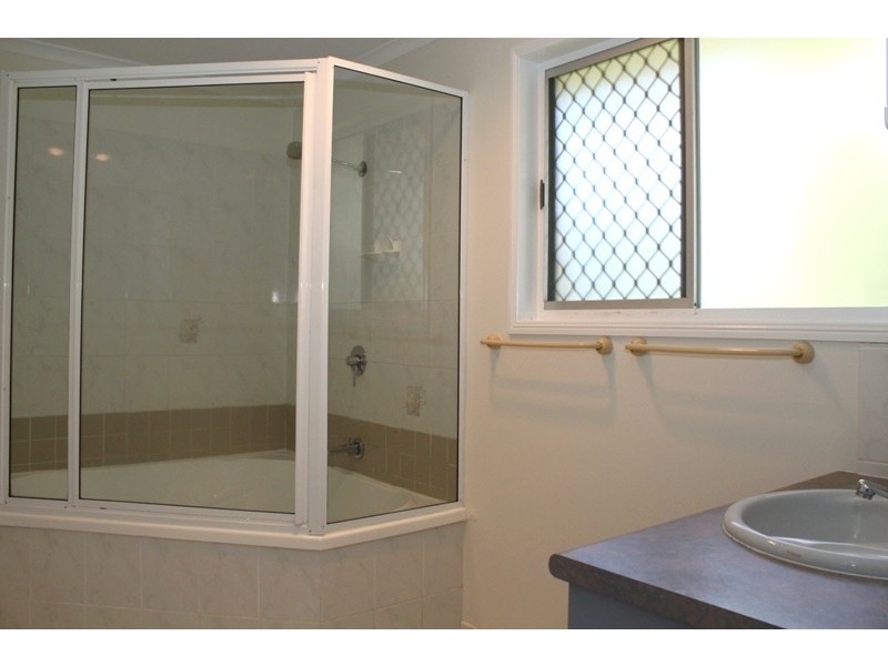 28 Bultarra cres, Kirwan QLD 4817