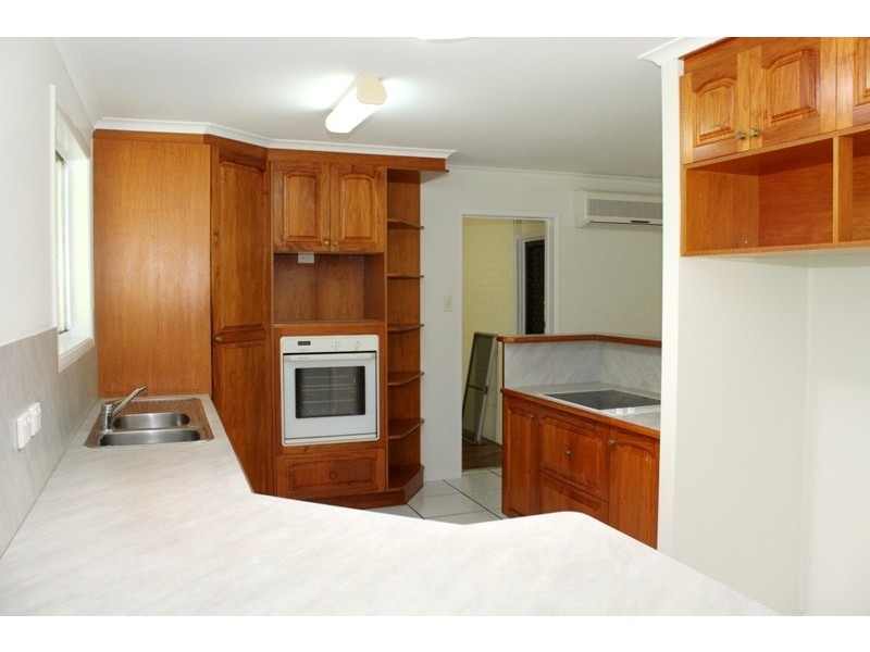 28 Bultarra cres, Kirwan QLD 4817