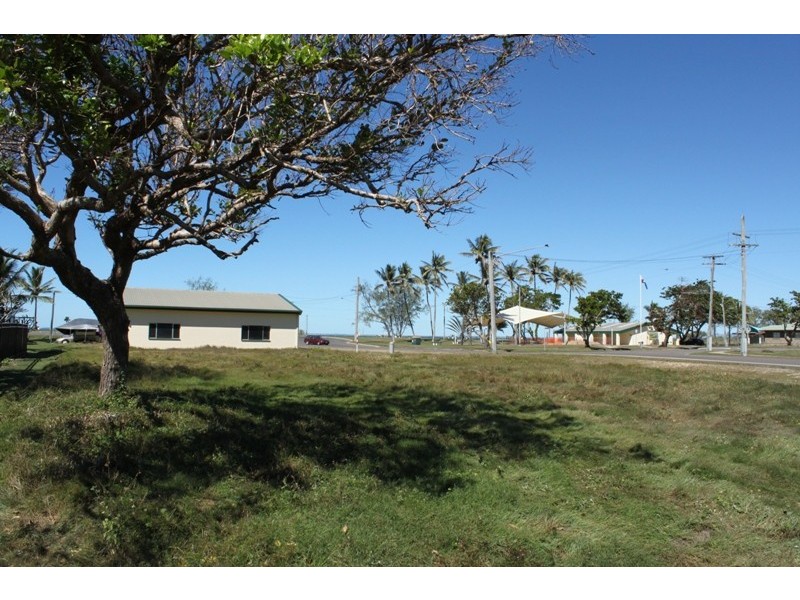 2 Willow Street, Forrest Beach QLD 4850