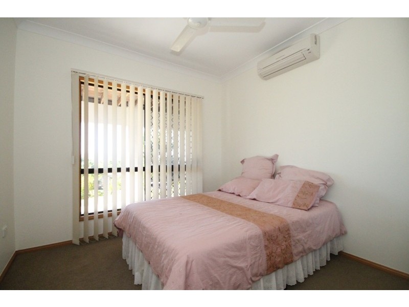 15 Nettleton Street, Mount Louisa QLD 4814
