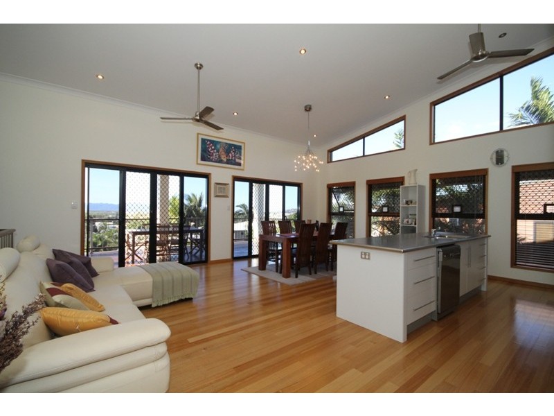 15 Nettleton Street, Mount Louisa QLD 4814
