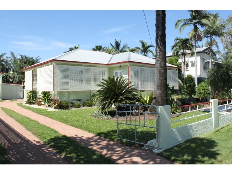 29 Ahearne Street, Hermit Park QLD 4812