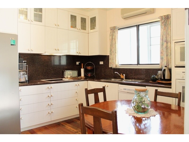 29 Ahearne Street, Hermit Park QLD 4812