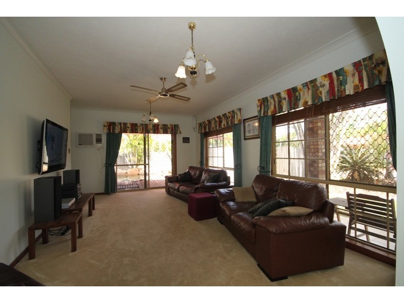 1 Madrid Ct, Kirwan QLD 4817