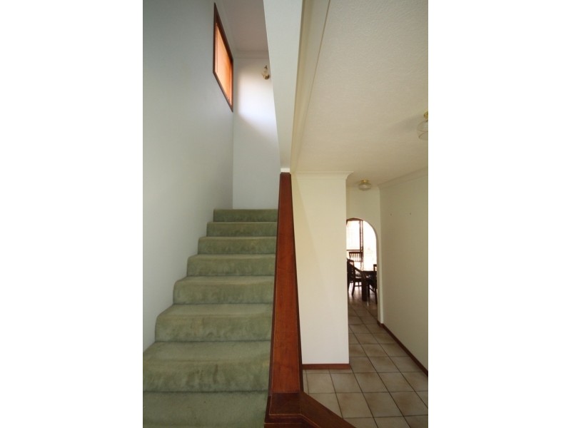 1 Madrid Ct, Kirwan QLD 4817