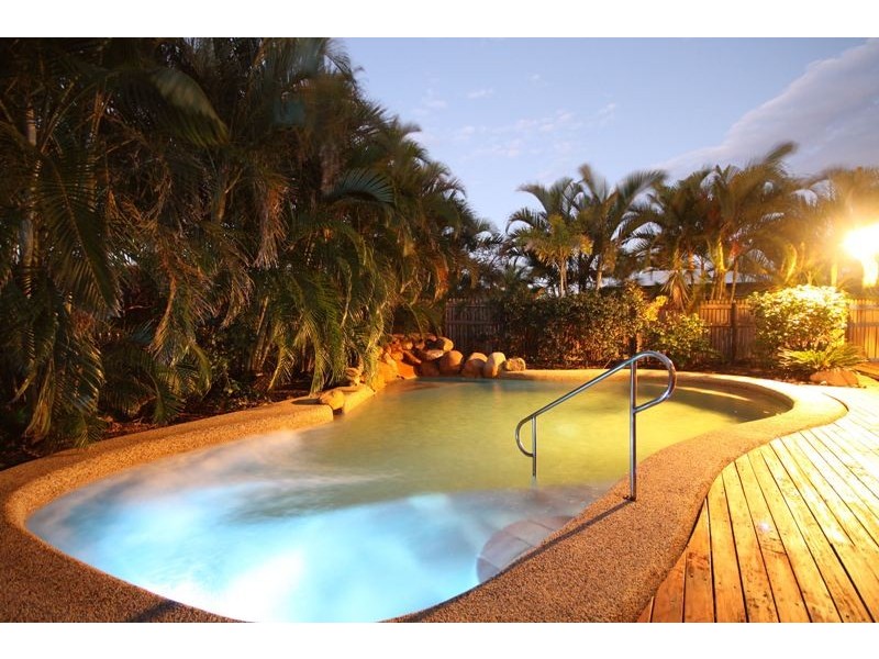 79 Squires Cr, Kirwan QLD 4817