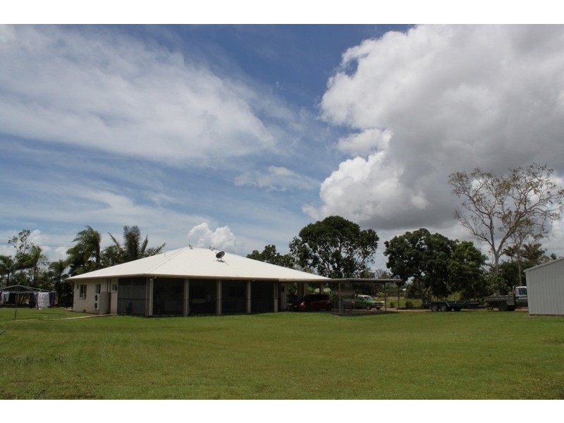 15 Bonnett Rd, Mount Low QLD 4818