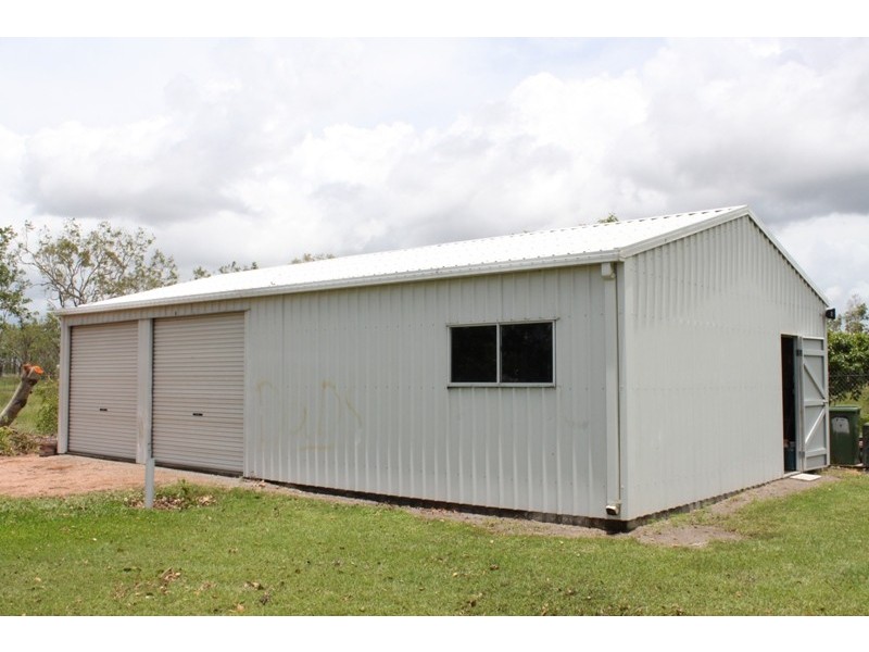 15 Bonnett Rd, Mount Low QLD 4818