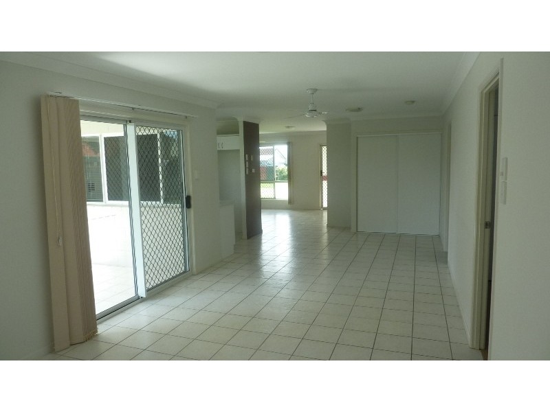 4 Plover Court, Condon QLD 4815