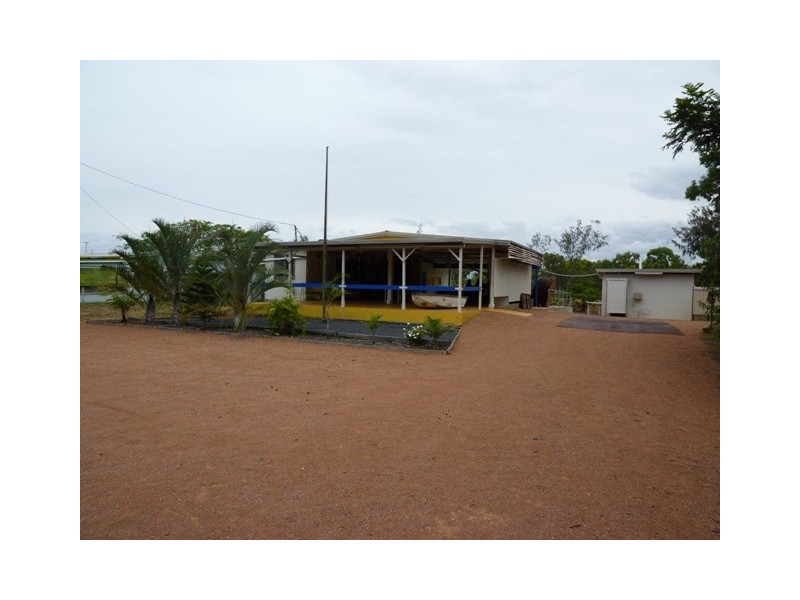 49 Batley Pde, Bushland Beach, Bushland Beach QLD 4818